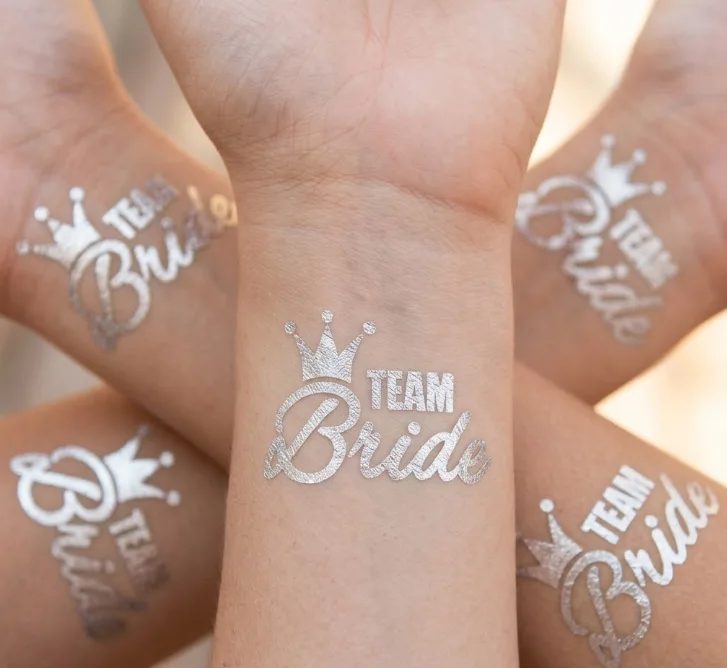 Gümüş Geçi̇ci̇ Dövme – "team Bride" Yazili Kral Tacili Bekarliğa Veda Aksesuari