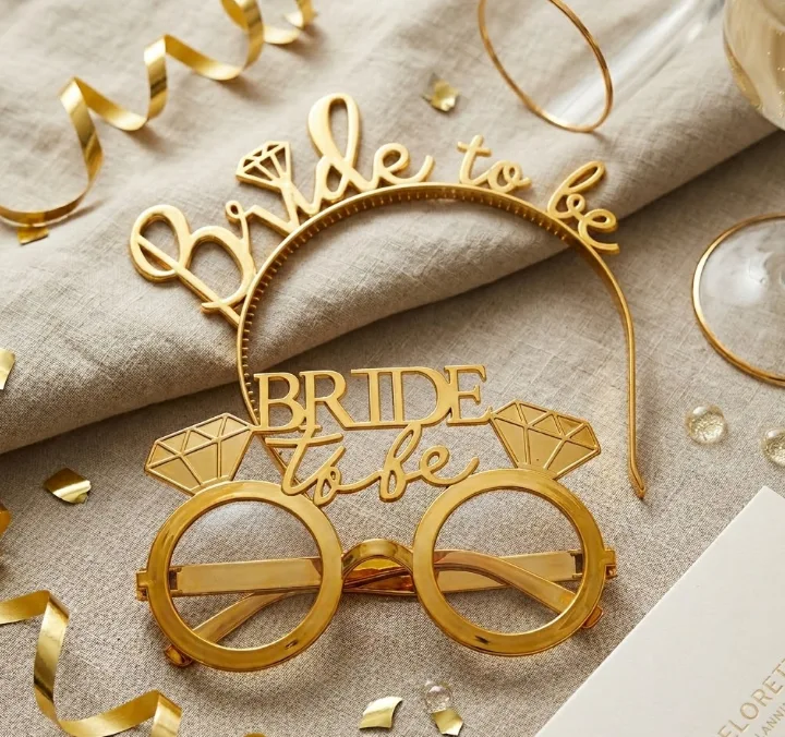 Gold "bride To Be" Pleksi̇ Gözlük Ve Taç Seti̇ – Eğlenceli̇ Bekarliğa Veda Aksesuarlari
